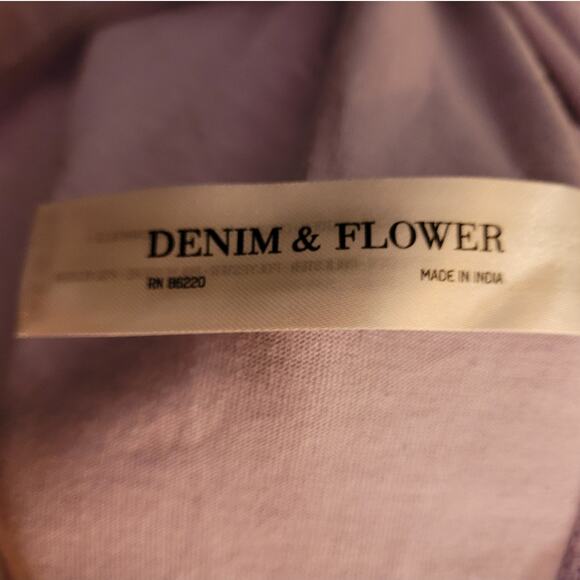 Denim & Flower Seagull Print T-Shirt Sz M Lavender Pastel Bird Dadcore Hipster - Picture 10 of 10